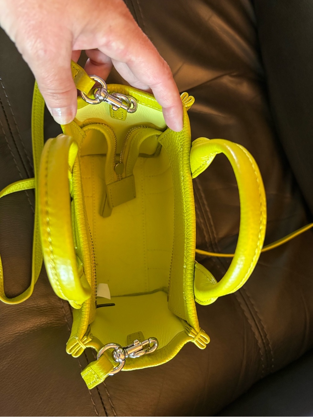 LIKE NEW*** Marc Jacobs The Tote Bag Mini in Neon Lime - Picture 5 of 6
